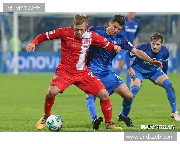 足总杯激战莱比锡与AC米兰互交白卷精彩扑救引发全场热烈反响